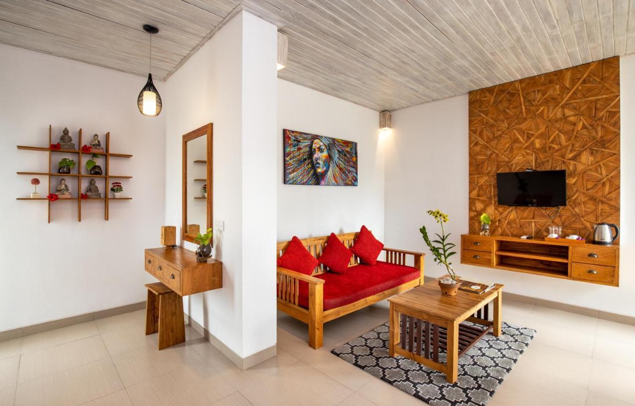 Abian Taksu Suite & Villas 뜨갈랄랑 외부 사진