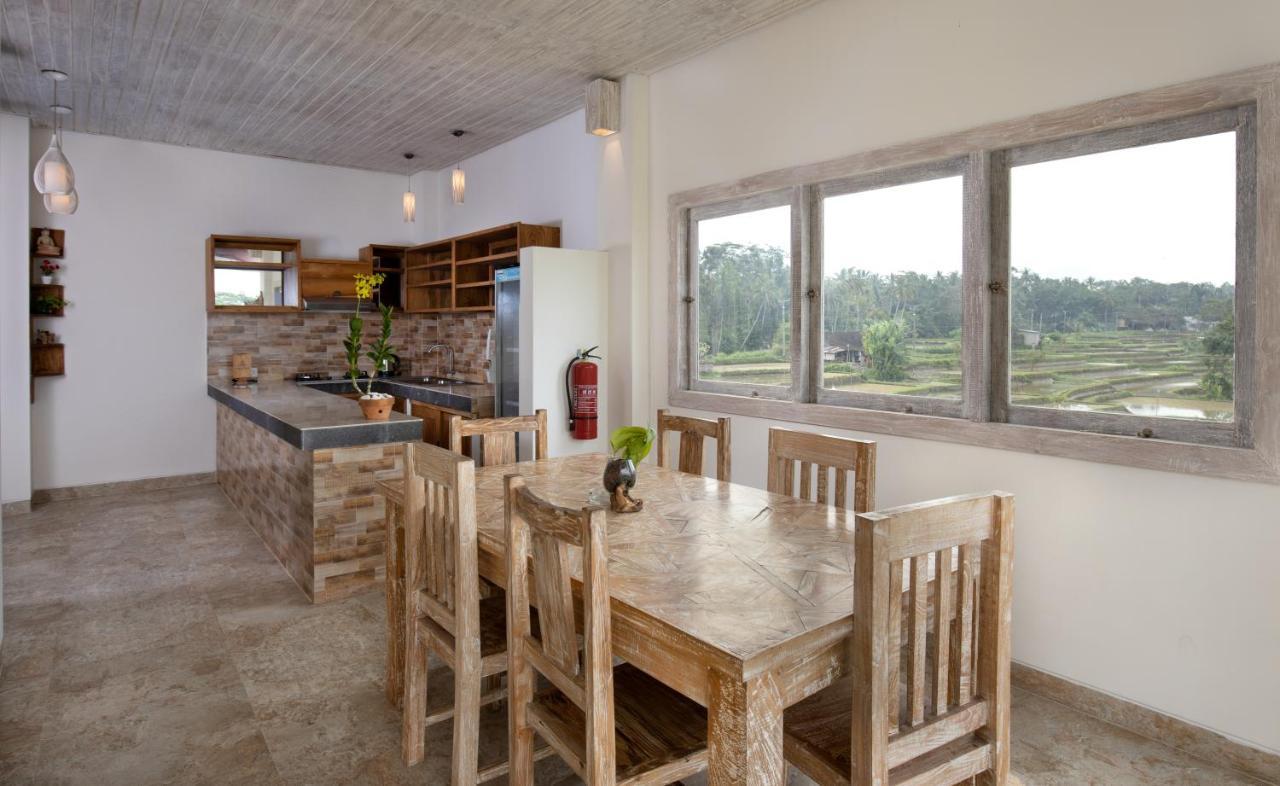 Abian Taksu Suite & Villas 뜨갈랄랑 외부 사진